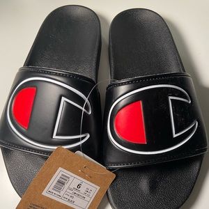 Women’s Black Champion IPO Slides (Size 6)